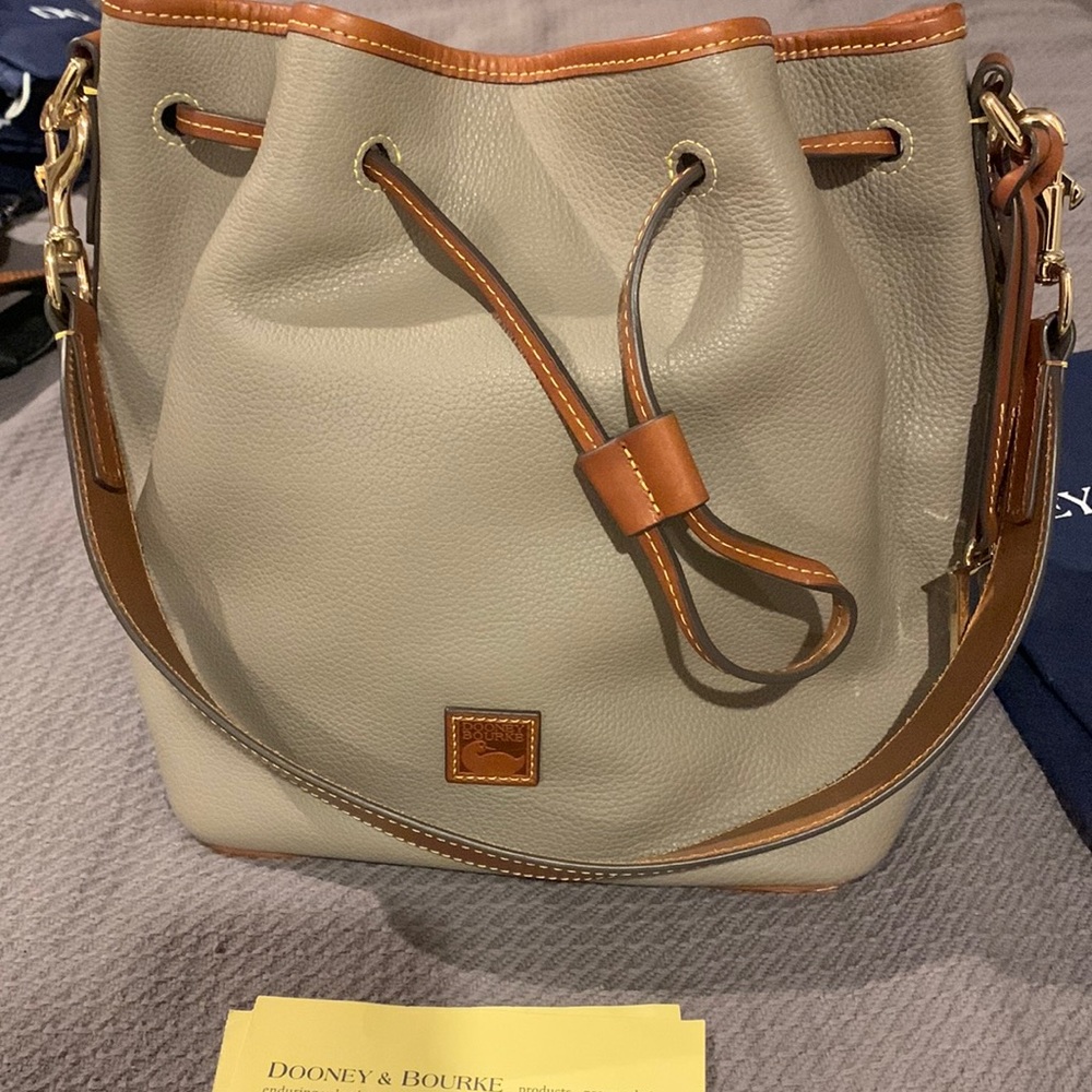 Dooney&Bourke bucket shoulder bag.